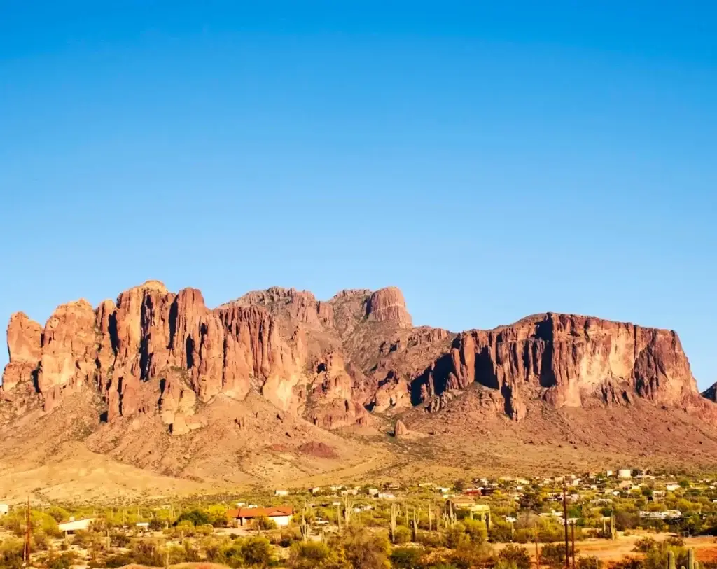 Apache Junction Landscape Image 01